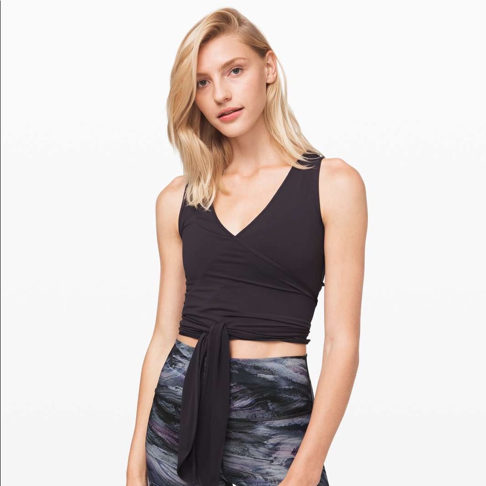 Lululemon Twist Me Up Crop Tank